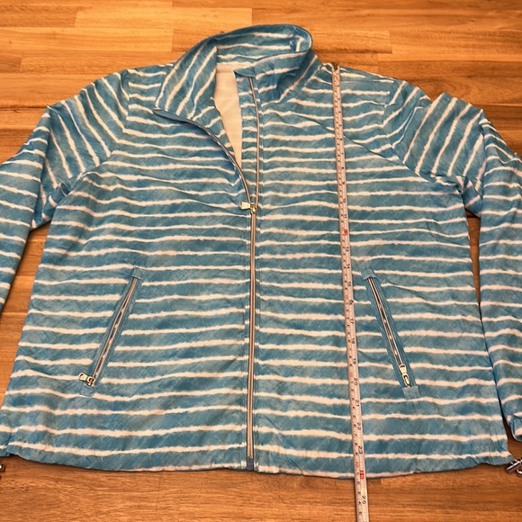 <3 Lauren Ralph Lauren Active | Lightweight Jacket - Picture 7 of 10